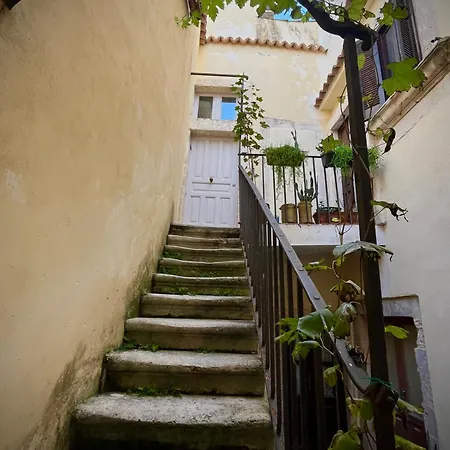 Jureca Place Syracuse